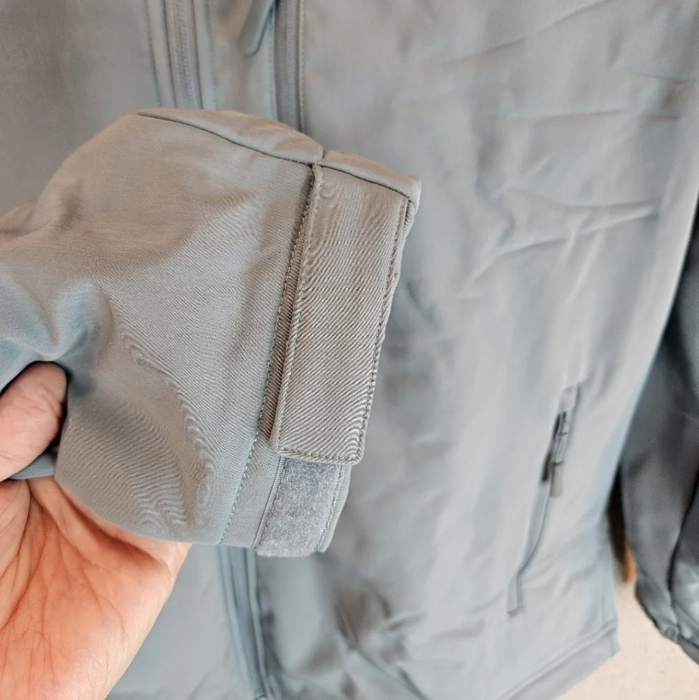 MagcoMsen Jacket Mens Sz L Gray Green Hem Stand Up Collar Elastic Cuff